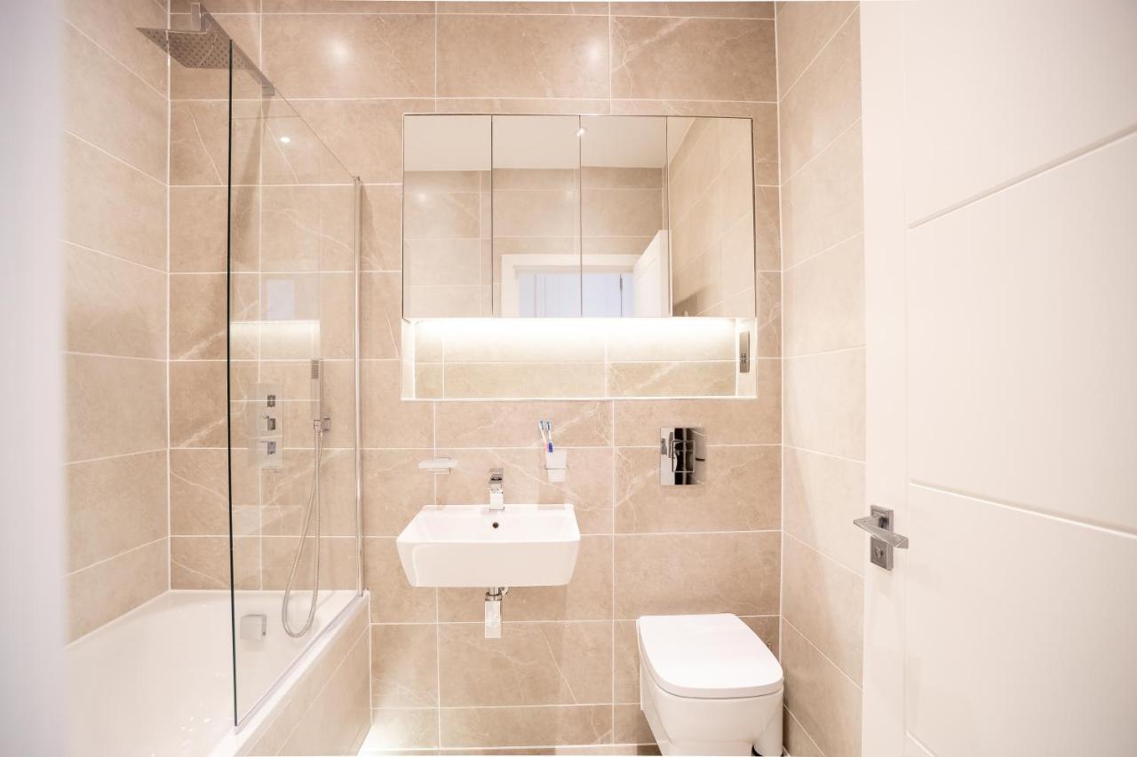 Villa Deluxe Chic 1 2 Bed Apts Near Heathrow Legoland Windsor Slough Exterior foto